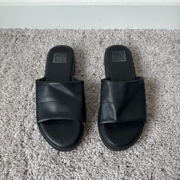 Dolce Vita black leather slides - Picture 6 of 7